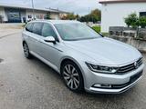 Volkswagen 2.0 TDI R-Line BMT/Start-Stopp 4Motion Highline - gebrauchte VW Passat Variant aus dem Jahr 2016