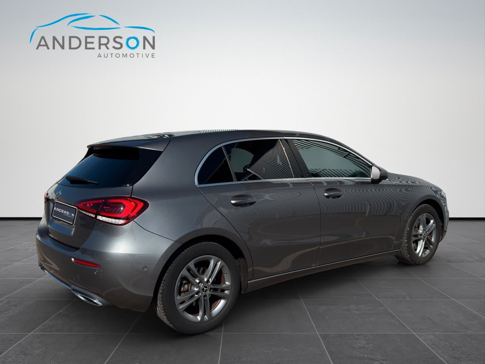 Fahrzeugabbildung Mercedes-Benz A200 SPORT PROGR PANO LED MBUX NAVI TEL LEDER