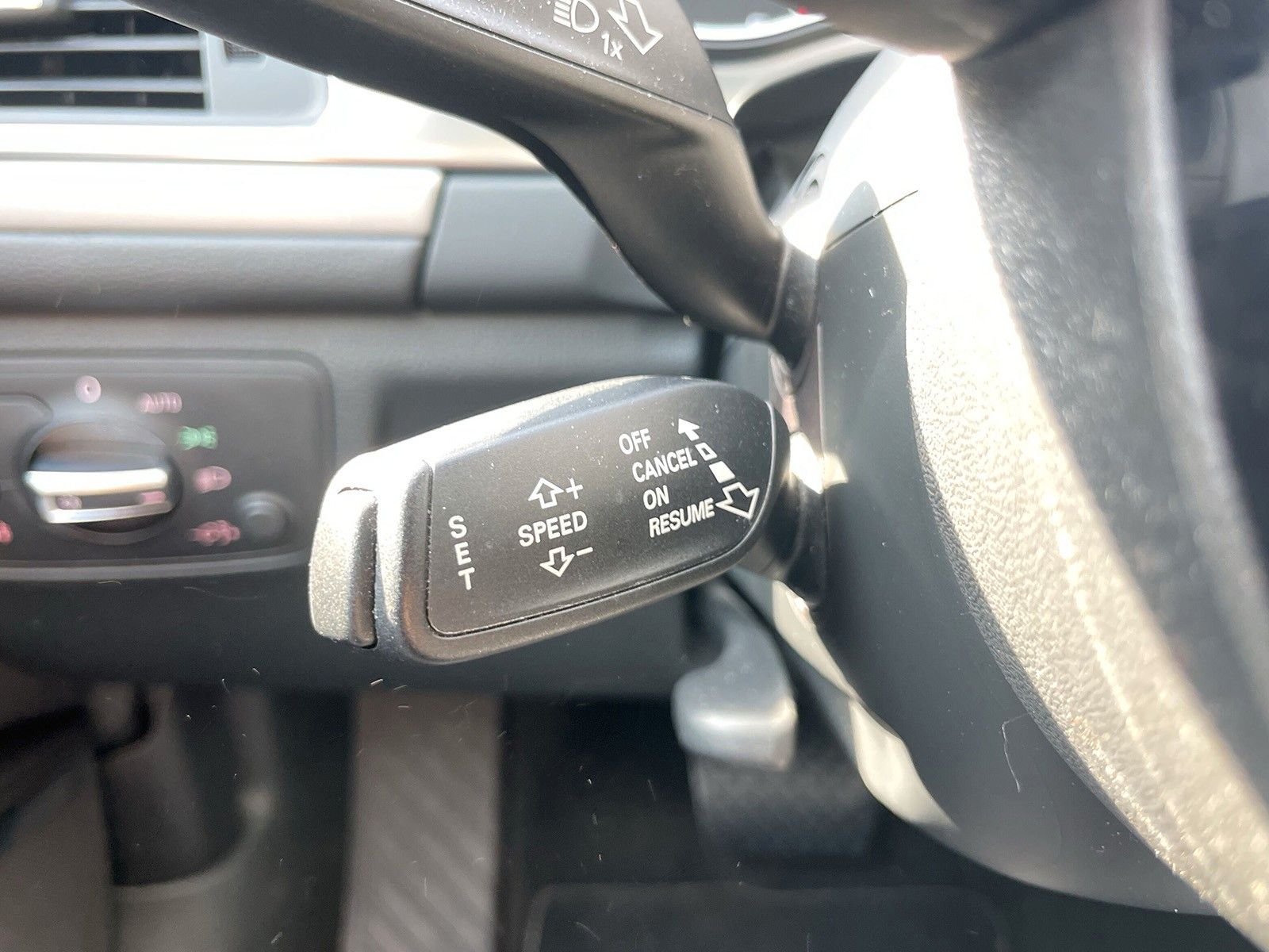 Fahrzeugabbildung Audi A6 Avant*Standhz*Sportpaket*BOSE*4-Zonen*Xenon*