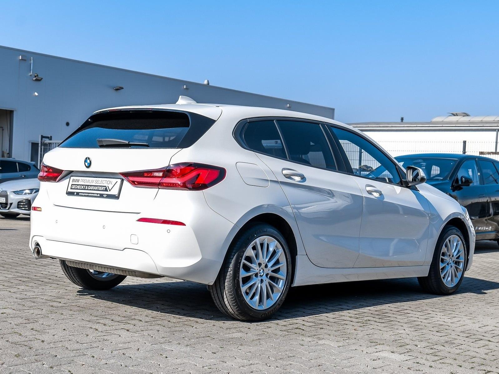 BMW 118i Advantage Navi ACC PDC LED