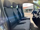 Opel Vivaro 9 Sitzer L2 H1 mit AHK - Opel Vivaro in Köln