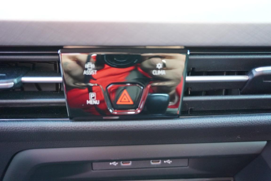 Volkswagen Golf VIII 1.0 Life LED Navi ACC App-Connect, миниатюра 27