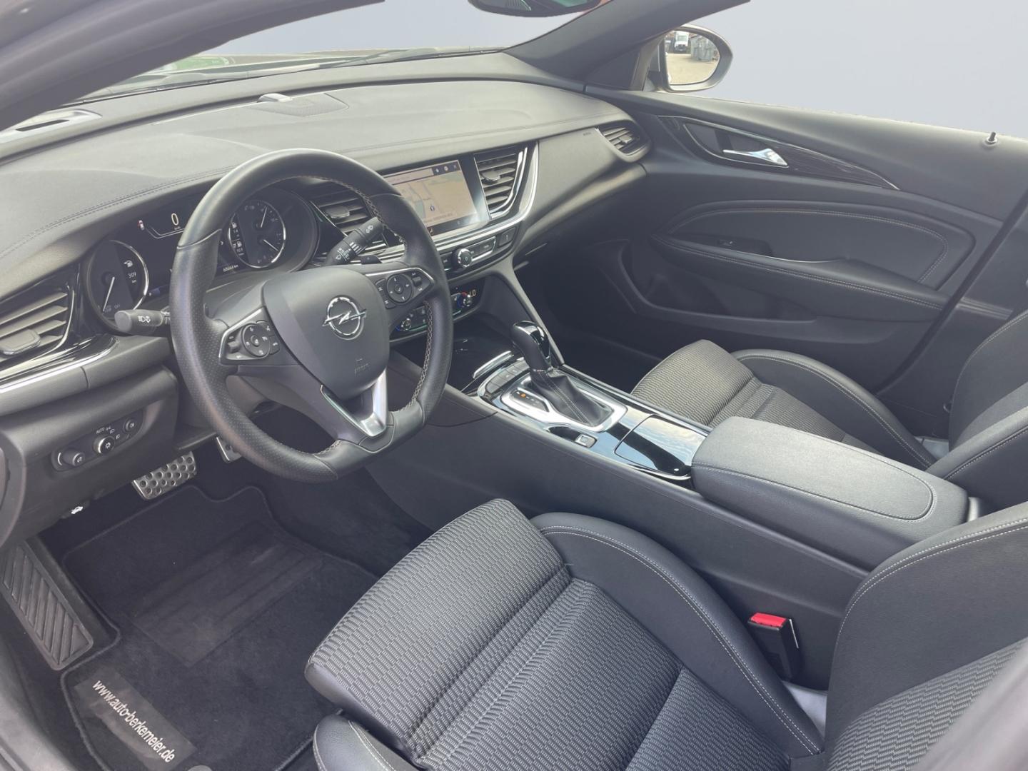 Opel Insignia GrandSport 1.5T INNOVATION *LED*Navi*SH