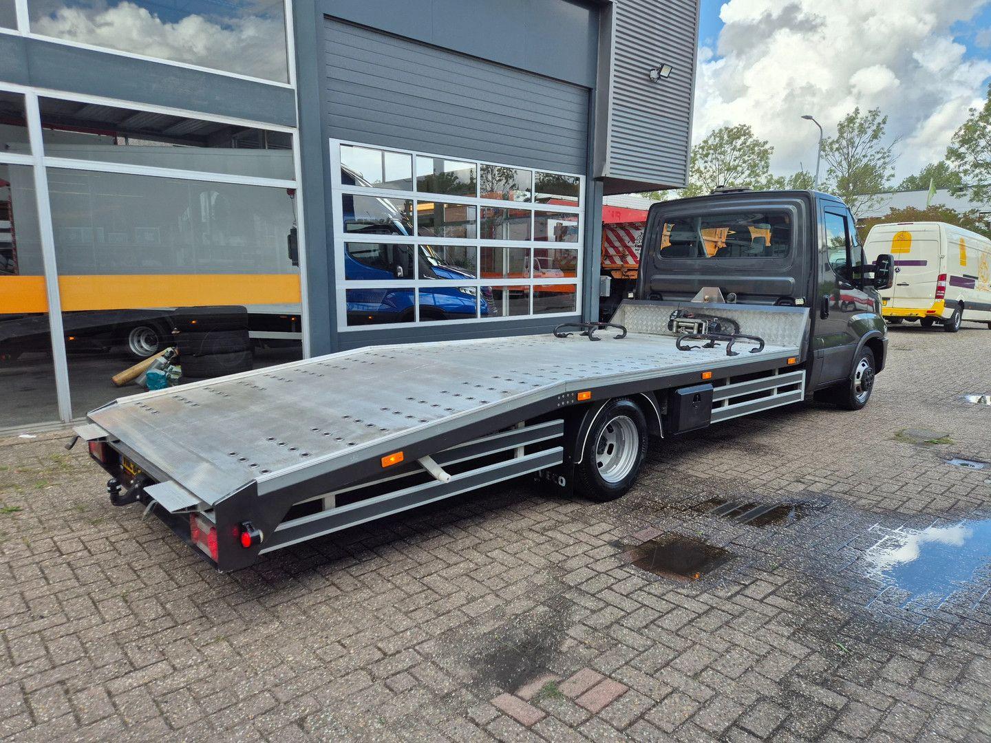 Iveco Daily 35C18 N1/ Oprijwagen/ 2.3T Lier/ 24.000 KM