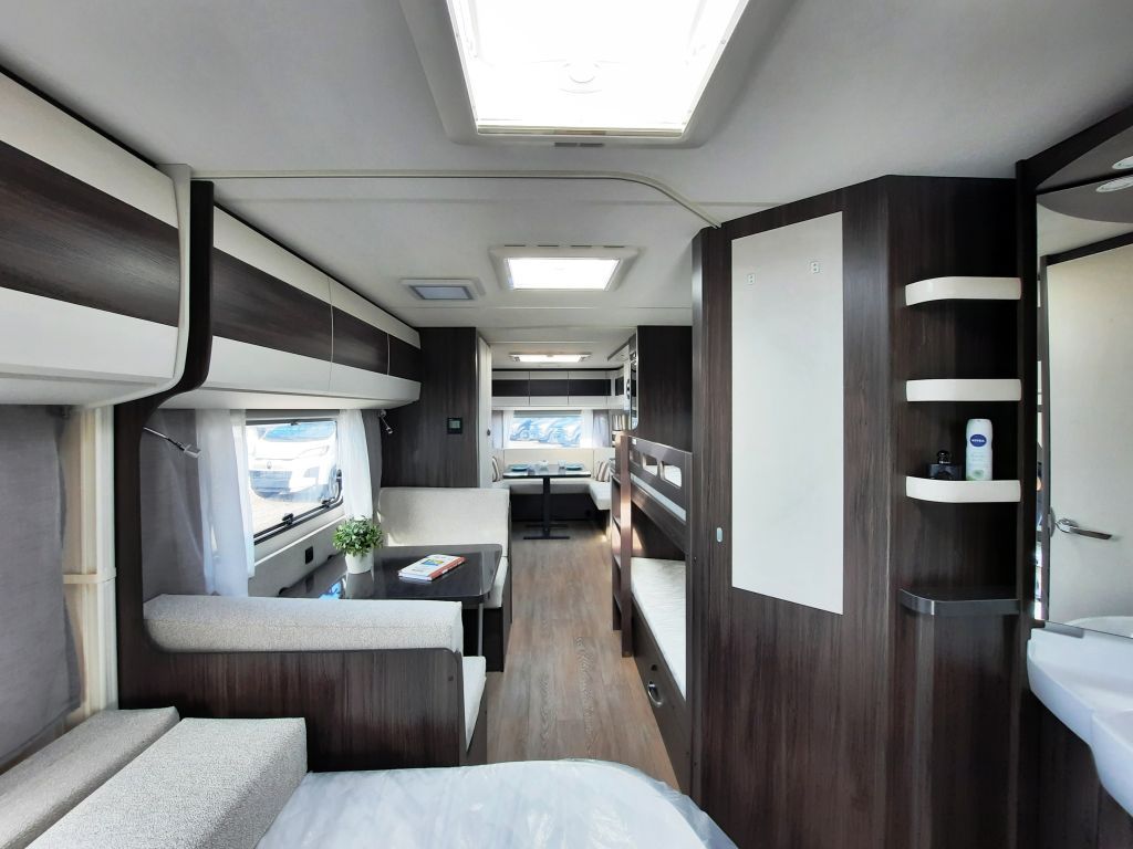 Fahrzeugabbildung Hobby Prestige 720 UKFe Verfüg./Sparen Sie 5.903,- €