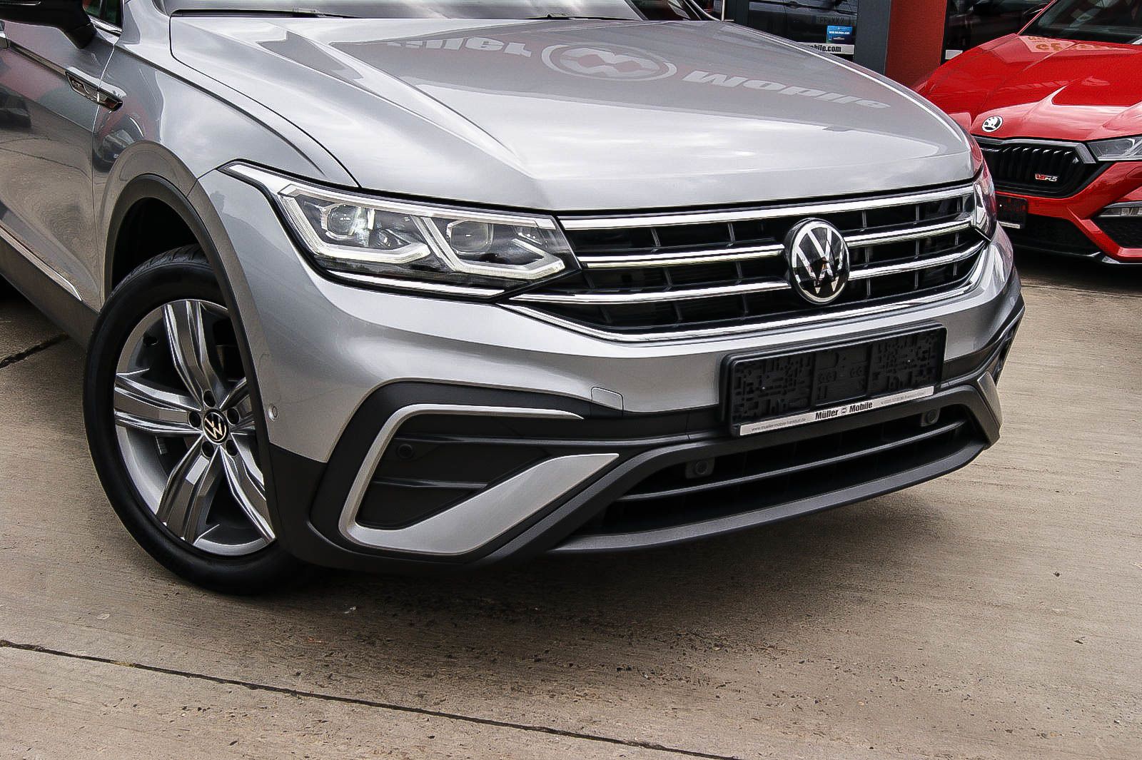 Fahrzeugabbildung Volkswagen Tiguan Allspace 4Motion Move DSG IQ-MATRIX ACC 1