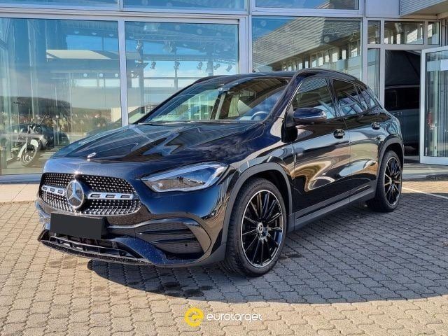 Mercedes-Benz MERCEDES-BENZ GLA 220 d Automatic Premium