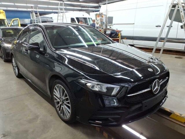 Mercedes-Benz A 250e Limo AMG Line KAM*WIDE*LED*AMBIENTE*U-FRE