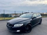 Volvo V70 D4 Kombi Black Edition*VOLL AUSSTATUNG*TOP* - gebrauchte Volvo V70 aus dem Jahr 2014