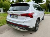 Hyundai Santa Fe 1.6 T-GDi Hybrid 4WD Prime  - Hyundai SANTA FE mit Benzin-Antrieb: Automatik
