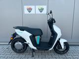 Yamaha Neo's Daul Battery - YAMAHA ROLLER NEO