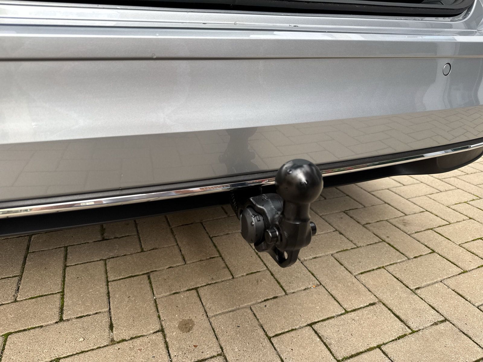 Fahrzeugabbildung Volkswagen Golf Var. Life 1,5 eTSI 110kW 7-Gang DSG Energy