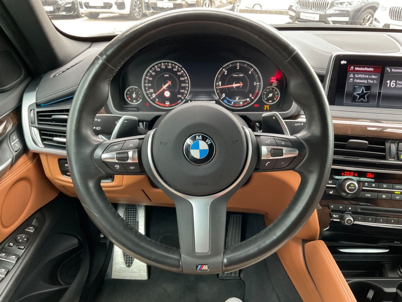 Fahrzeugabbildung BMW X6 xDrive30d M-Sport ACC/HUD 2 JAHRE GARANTIE