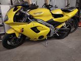Triumph Daytona 955i - TRIUMPH DAYTONA 955I