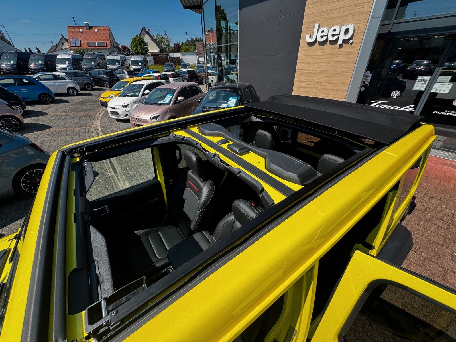 Fahrzeugabbildung Jeep Wrangler Rubicon Facelift SkyOneTouch 272PS
