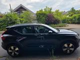 Volvo XC40 B4 AWD Momentum Pro DCT Momentum Pro - Volvo XC40 von privat