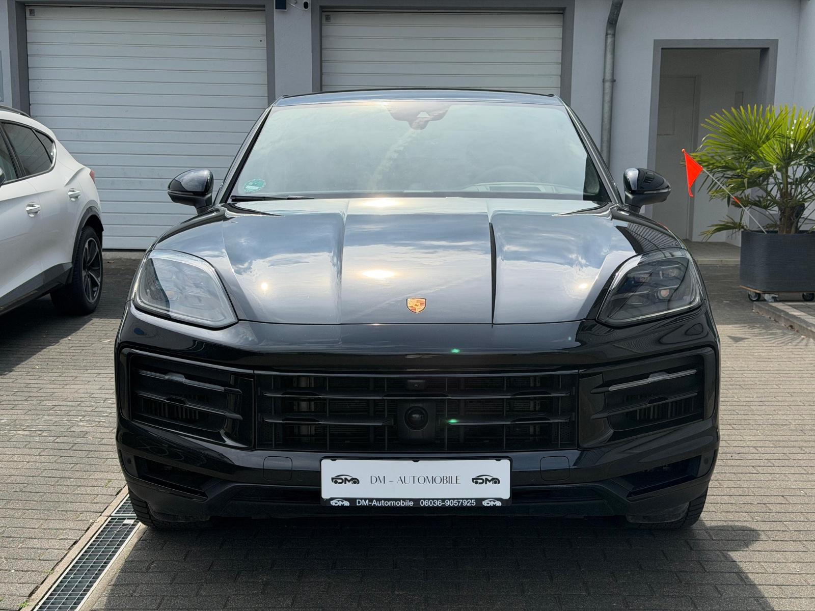Porsche S E-Hybrid Beifahrerdisplay / Carbonlenkrad /