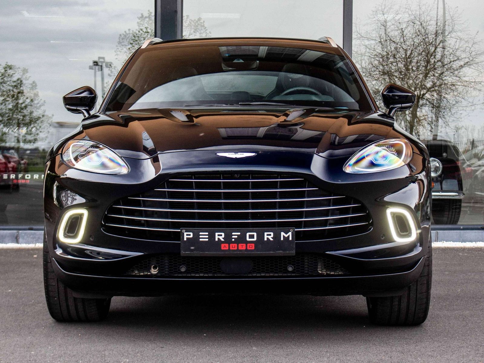 Aston Martin DBX 1 OWNER*14m ASTON WARRANTY*FULL SERVICE BOOK imagem 2