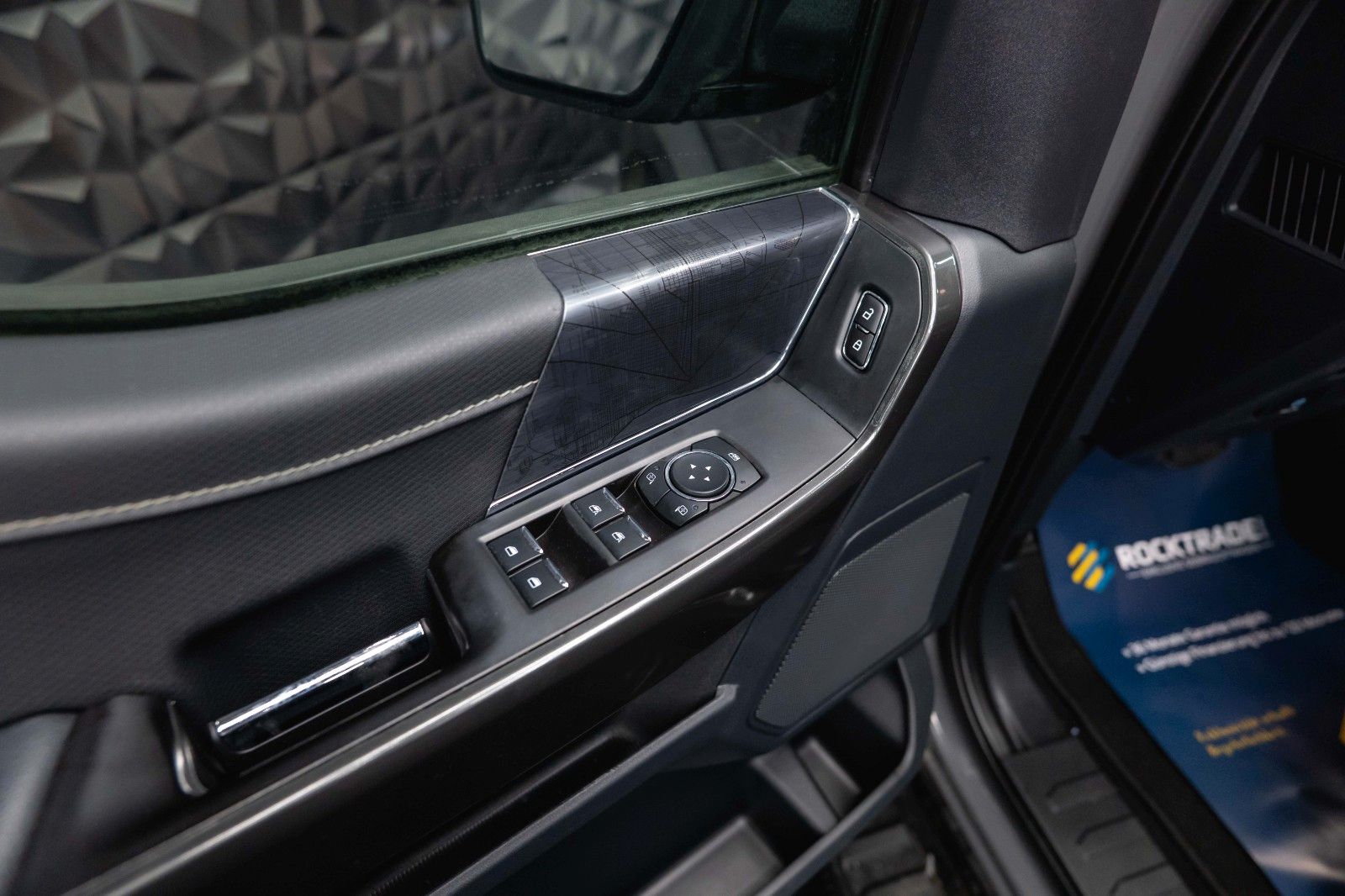 Fahrzeugabbildung Ford F150 5.0L V8 4x4 Offroad SuperCrew RAPTOR 19%