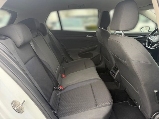 Golf 8 VIII United 2.0 TDI AHK-klappbar Navi ACC