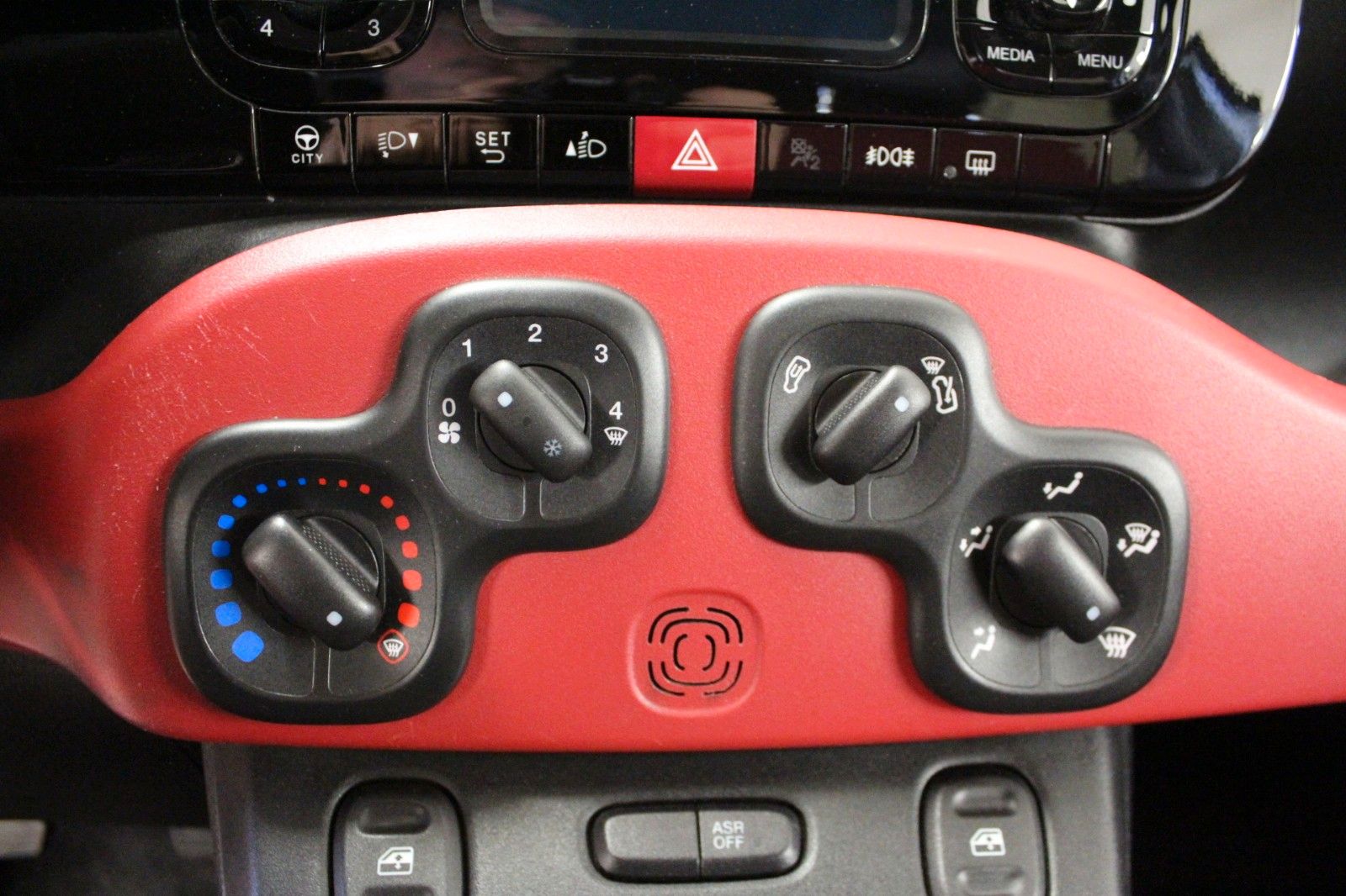 Fahrzeugabbildung Fiat Panda  Lounge 1.2