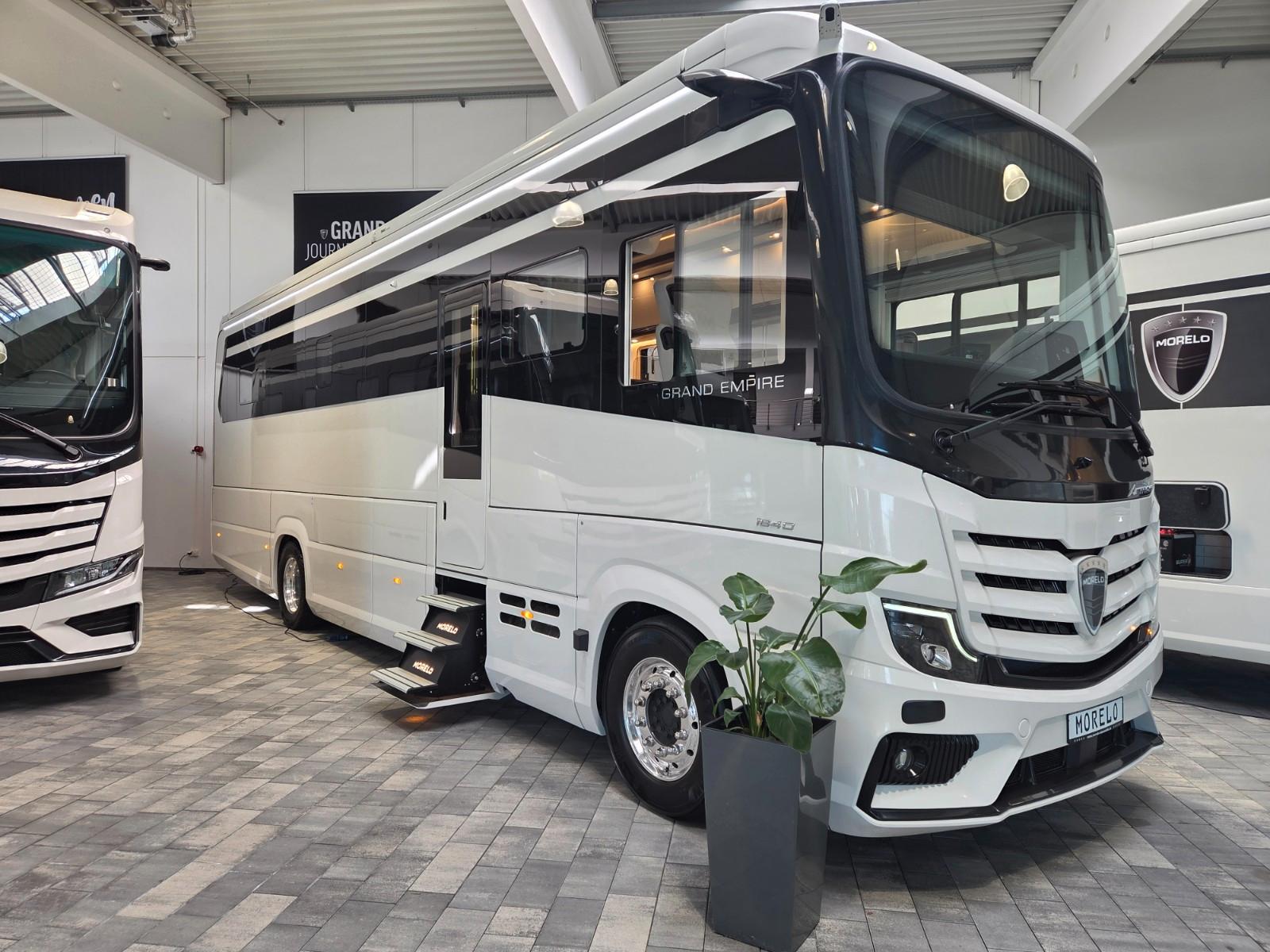 Morelo Grand Empire 110 GSO, Actros 1840, Slide-Out
