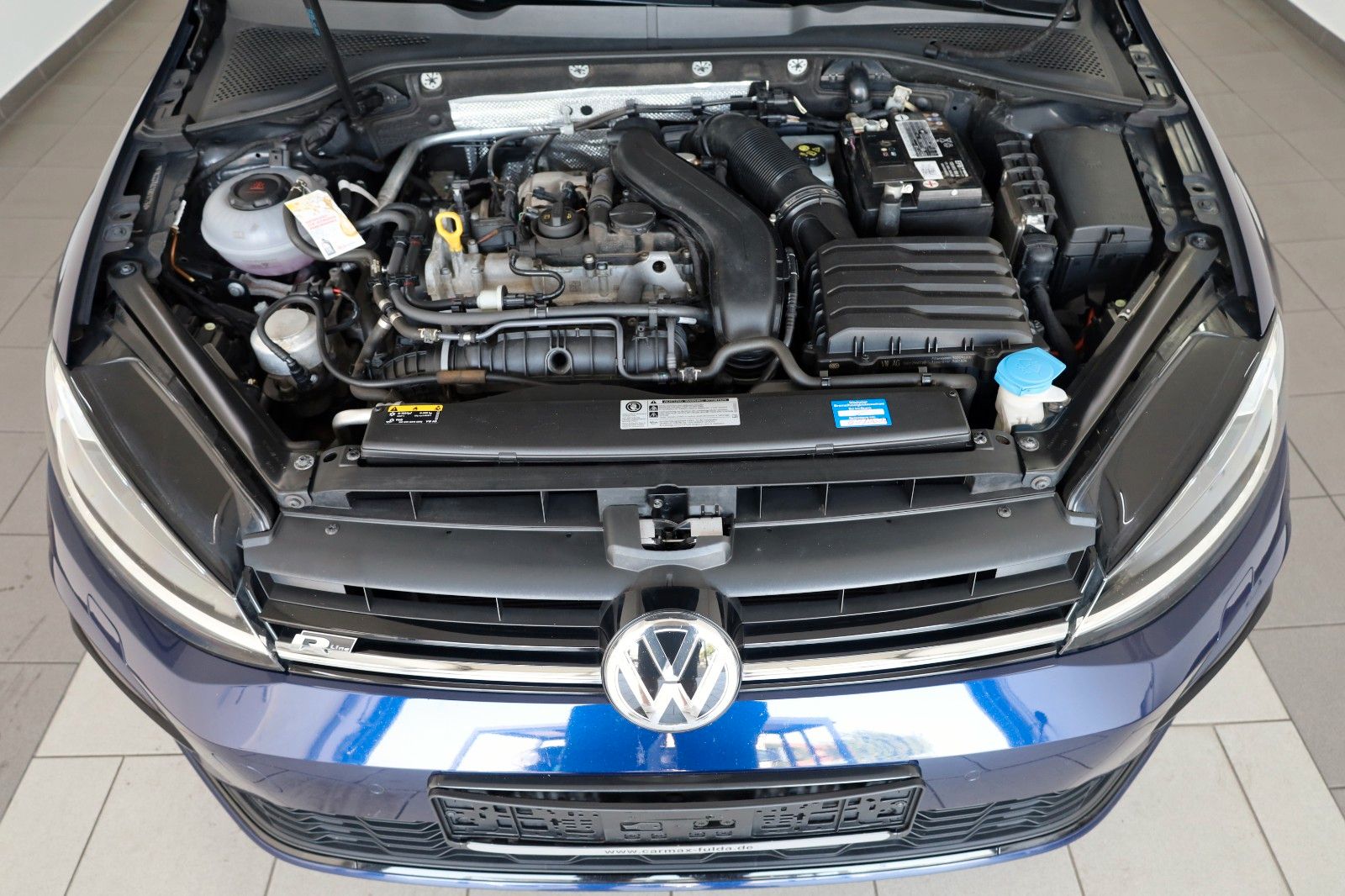 Fahrzeugabbildung Volkswagen Golf VII Lim. Join R-line, Navi,SH,ACC, SR+WR