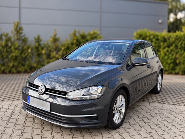 VW Golf