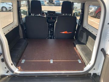 Bild 12 Suzuki Jimny Comfort AllGrip NFZ Neuwertiger Zustand