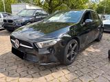 Mercedes-Benz A 220 Prog. BURMESTER LED NIGHT KAM AMBIENTE AHK - Mercedes A 220 mit Anhängerkupplung