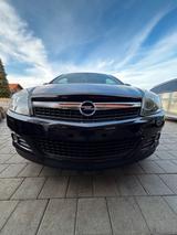 Opel Astra H 1,8L Benzin - Opel Astra: Coupe, 1.8
