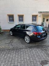 Opel Astra Sports Tourer 1.6 Turbo Sport 132kW Sport - Opel Astra aus 2011: Turbo