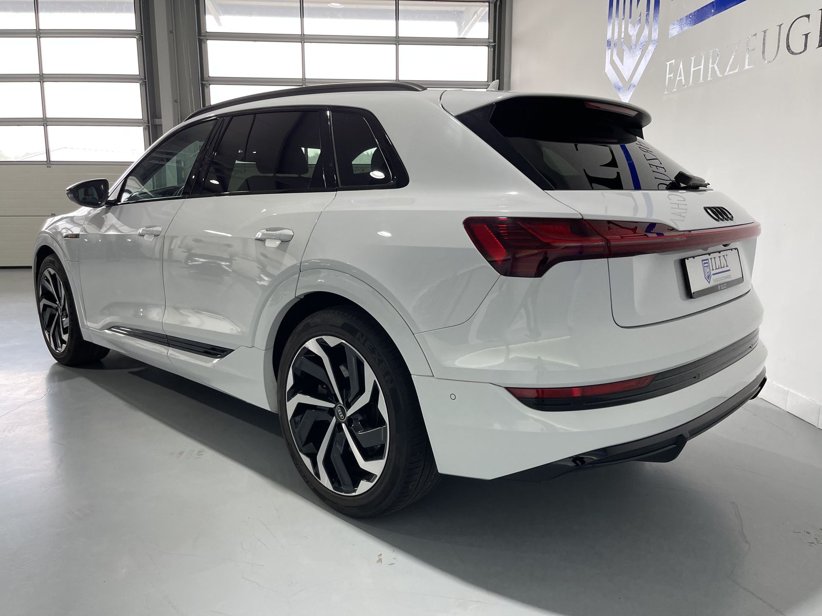 Fahrzeugabbildung Audi e-tron 50 Quattro S line*Matrix*B&O*21Zoll*Optik