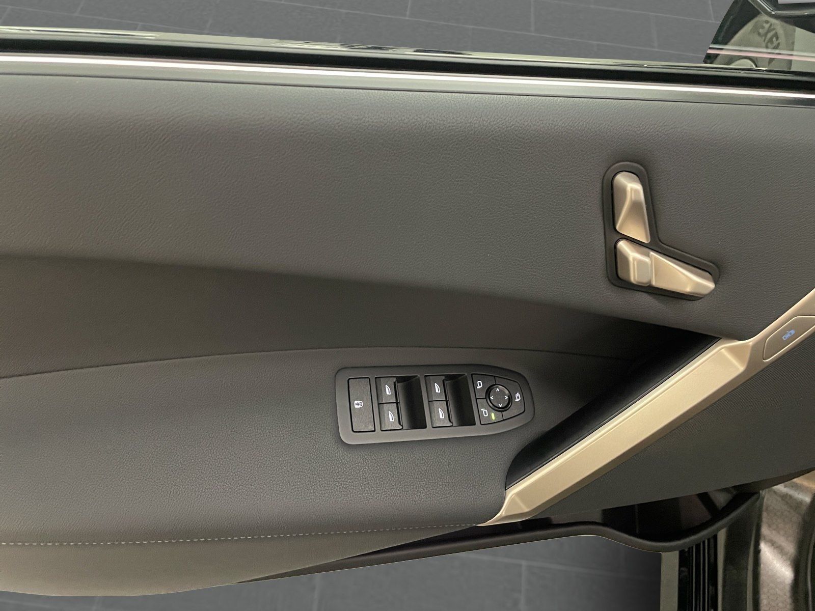 BMW iX - Bild 10
