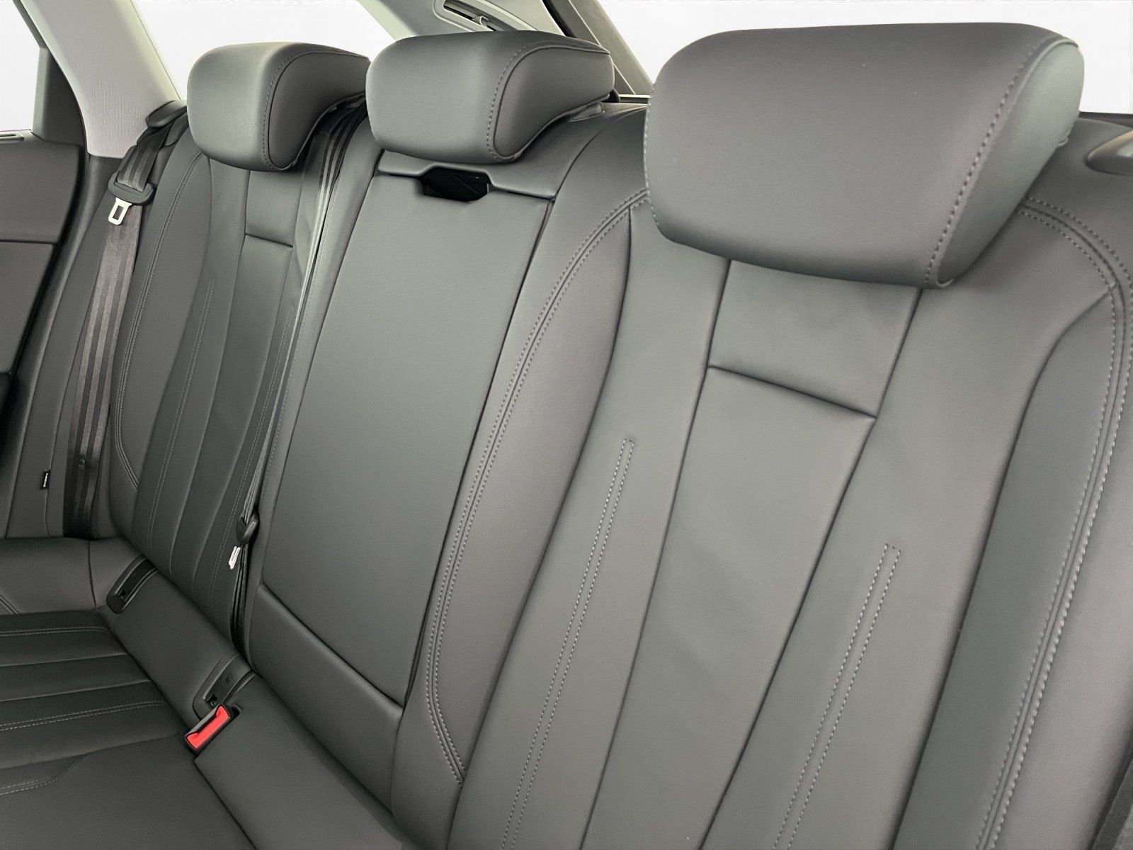 Audi A4 - Bild 10