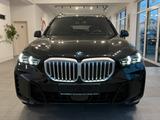 BMW X5 xDrive 30d M-Sport/ Pano / AHK / Soft-Close - BMW X5 mit Diesel-Antrieb