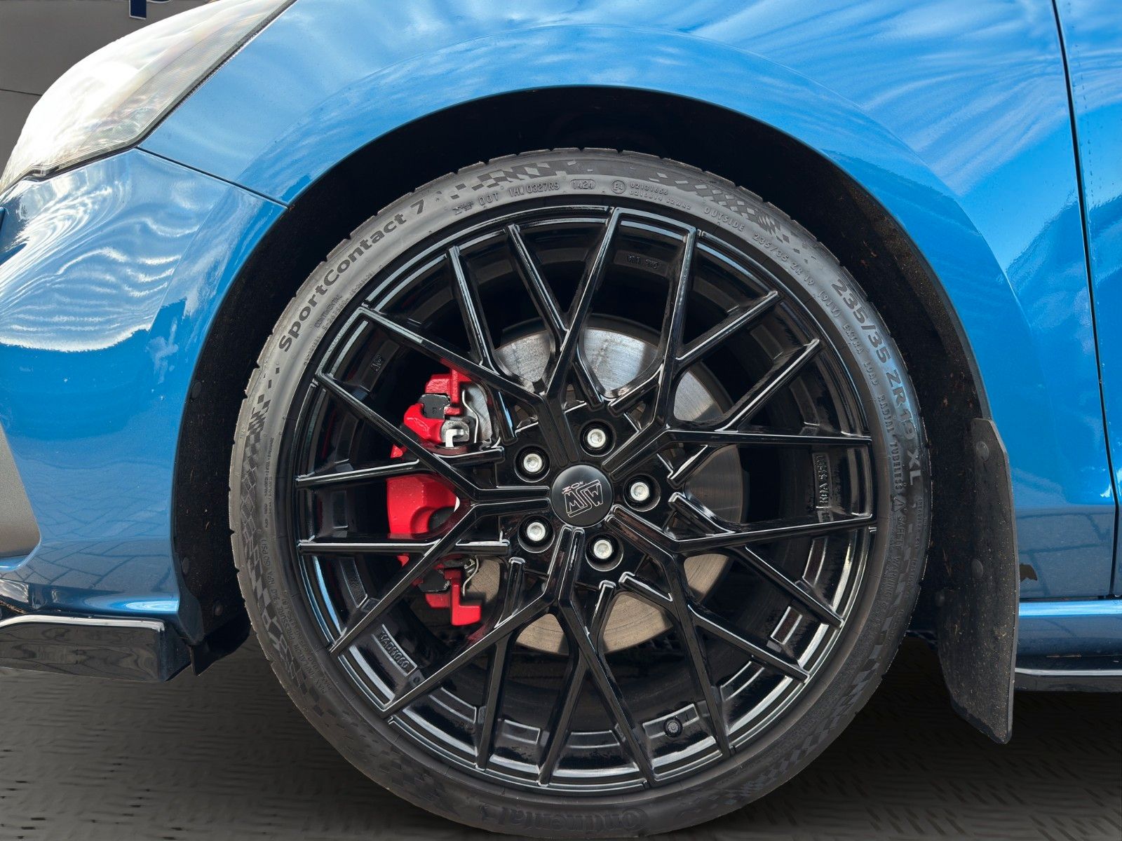 Fahrzeugabbildung Ford Focus Lim. ST *Head-Up*B&O*Keyless*Recaro*ACC