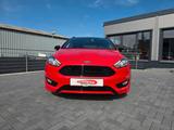 Ford Focus Turnier 1.5 EcoBoost Sport ST Line SHZ 18" - Ford Focus: ST Sport
