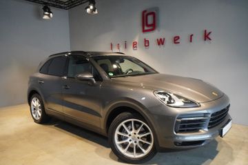 Porsche Cayenne - 2