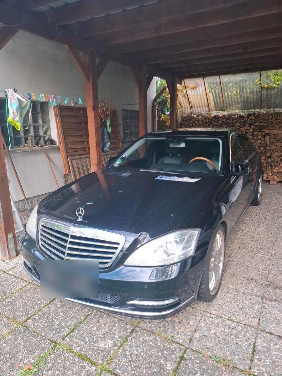 Mercedes-Benz S 400