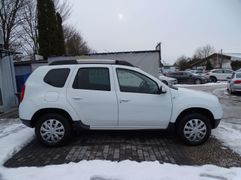 Fahrzeugabbildung Dacia Duster Duster 1.6 16V 4x4 *AHK* KAMERA* 8fach be