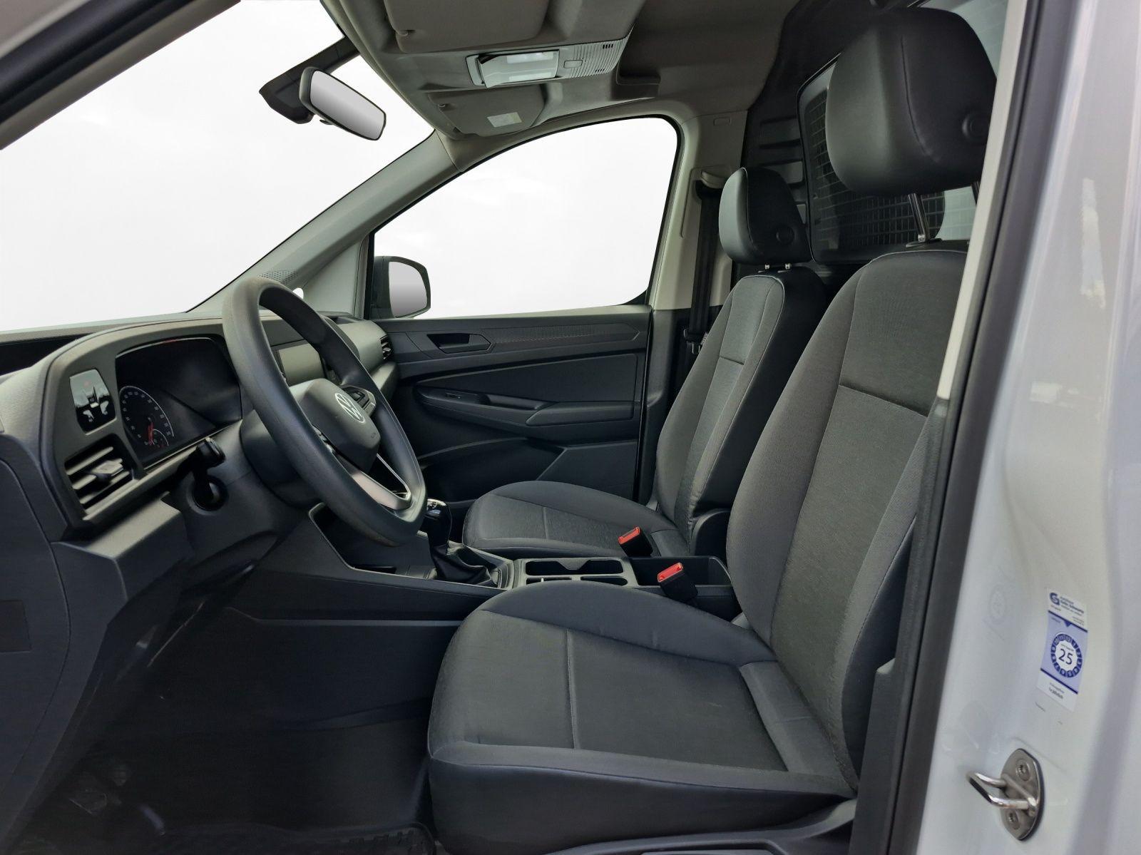 Volkswagen Caddy Cargo Regaleinbau