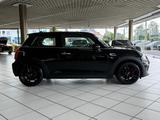 MINI Cooper LC-DISPLAY/AMBIENTE/TEMPO/SHZ/AHK/17"LM - MINI Cooper in Bielefeld