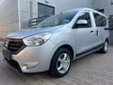 Dacia DOKKER 1.5 LAUREATE ROLLSTUHLRAMPE/KLIMA/TÜV NEU - gebrauchte Dacia Dokker aus dem Jahr 2015
