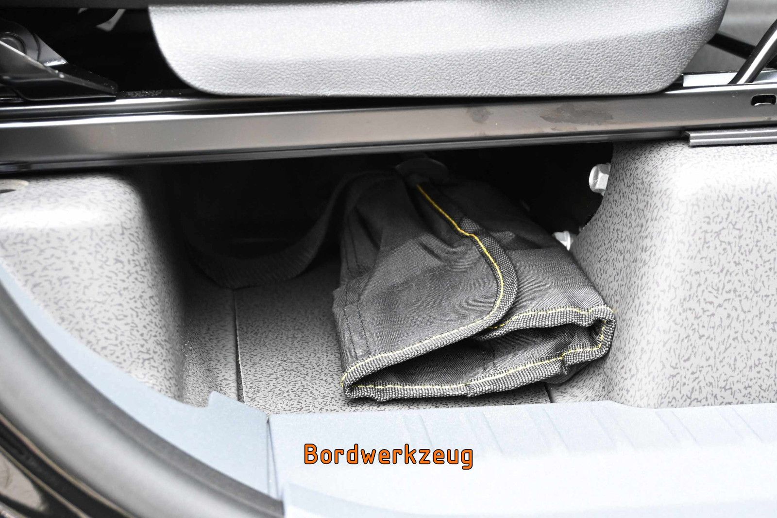 Fahrzeugabbildung INEOS Grenadier 3.0 D Fieldmaster °AHK°STANDHEIZUNG°
