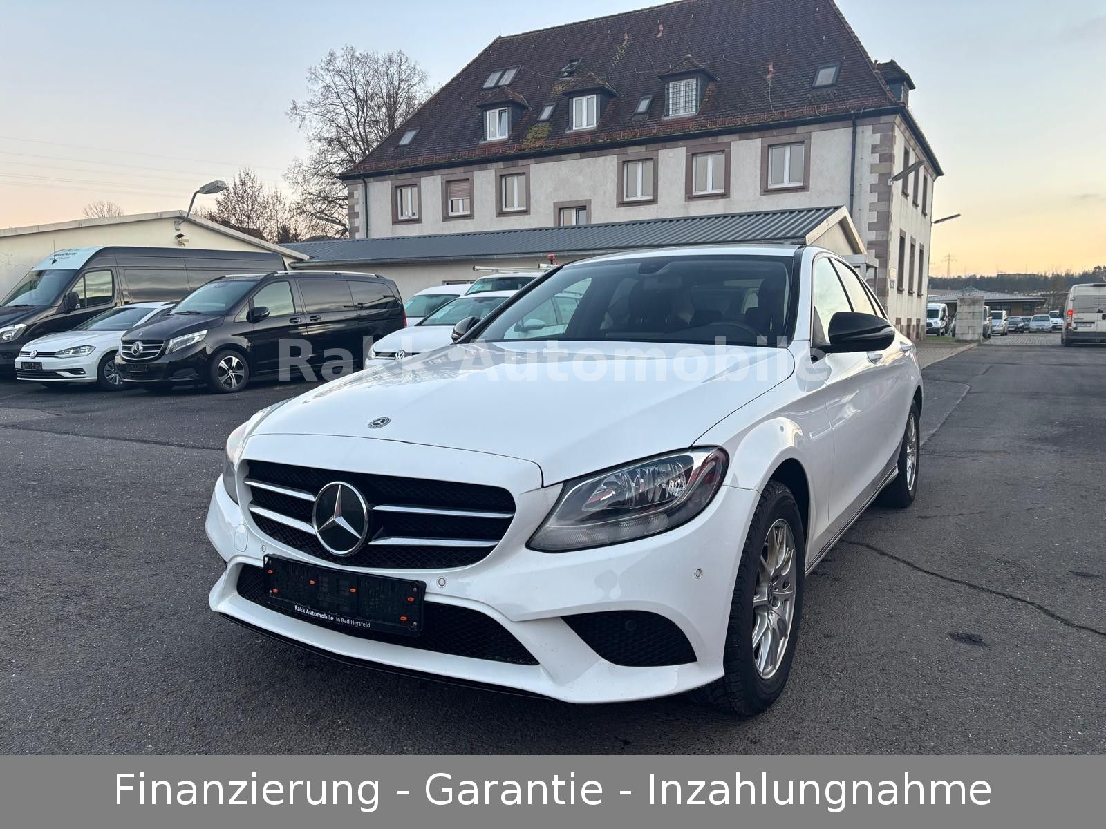 Fahrzeugabbildung Mercedes-Benz C 180 d Limo 9G-TR. Avantgarde Night-APPS-PDC-