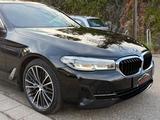 BMW 530d Touring xDrive *INDIVIDUAL+EXCLUSIVE*VOLL* - Gebrauchtwagen in Mannheim