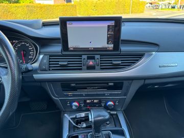 Audi A6 - 12