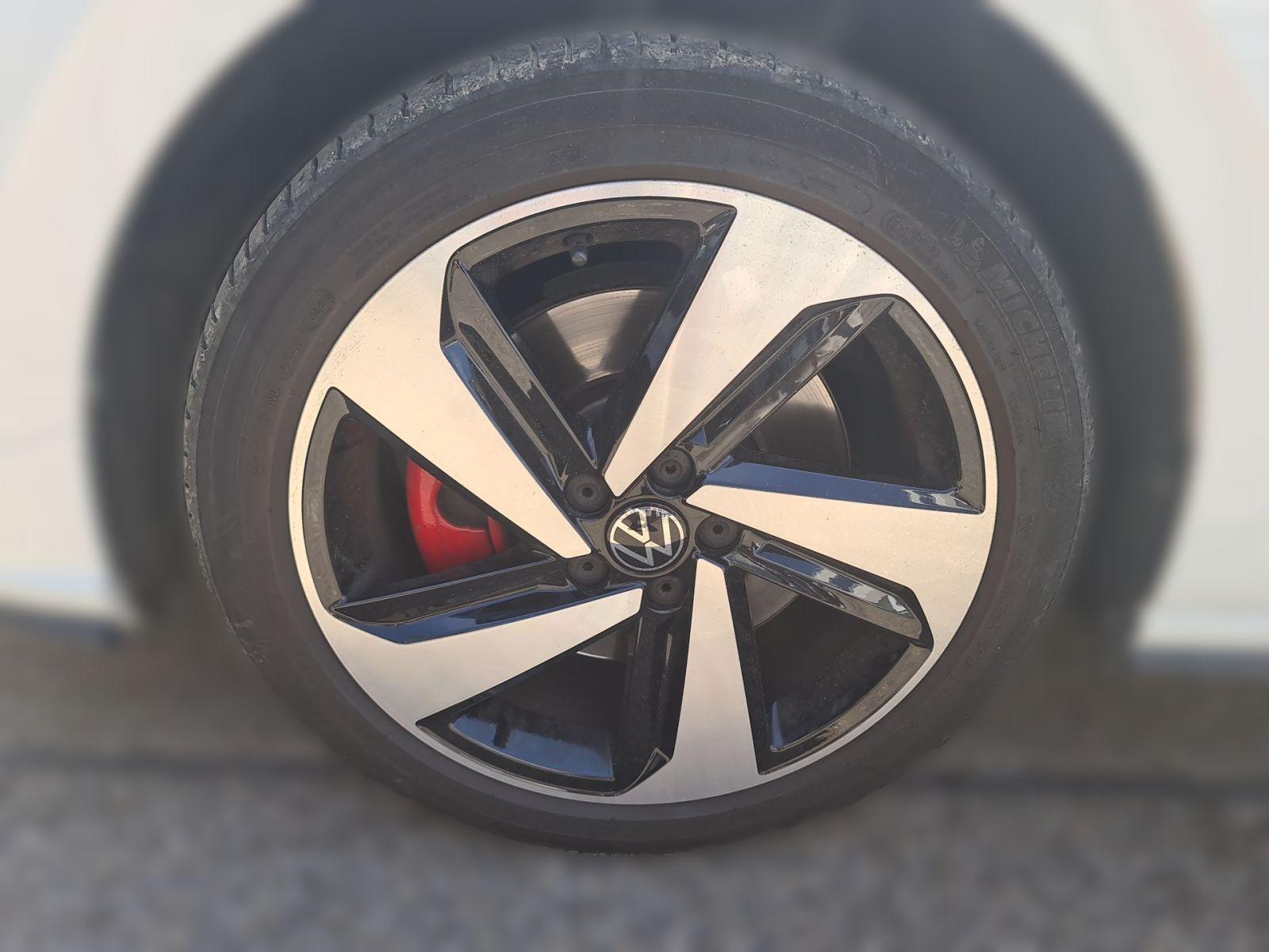 Volkswagen Polo 2.0 TSI DSG GTI IQ.LIGHT - LED-Matrix-Schei