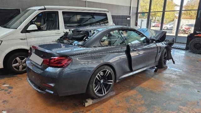 BMW M4 Baureihe M4 Cabrio Basis